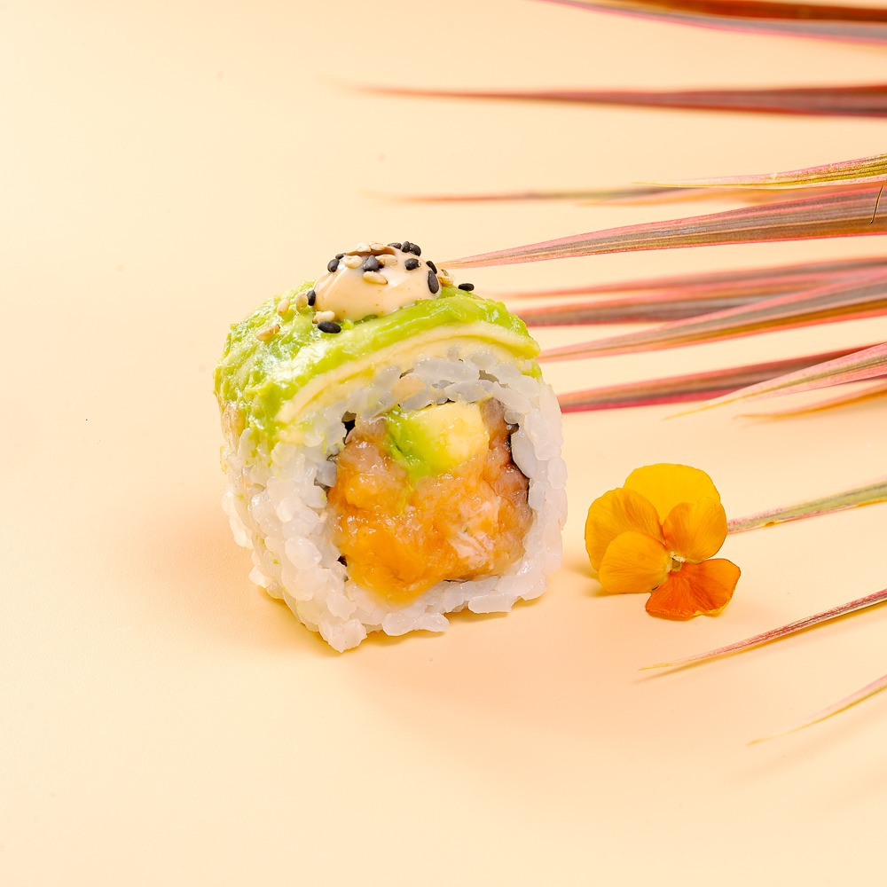 SALMÃO ABACATE ROLL